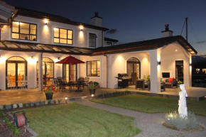 Гостиница Casa Aquila  Уитианг